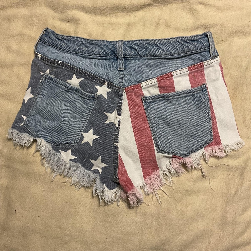 Mossimo Supply Co Shorts Womens 8/29 Flag USA High Rise Distressed Denim Cutoff
